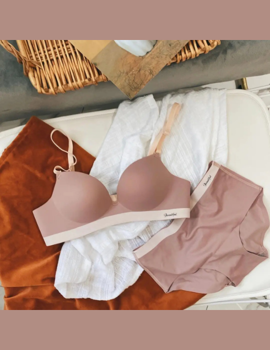 Glossy Push-Up Bra & Panty Set – Full Coverage, Comfortable Lingerie for Women